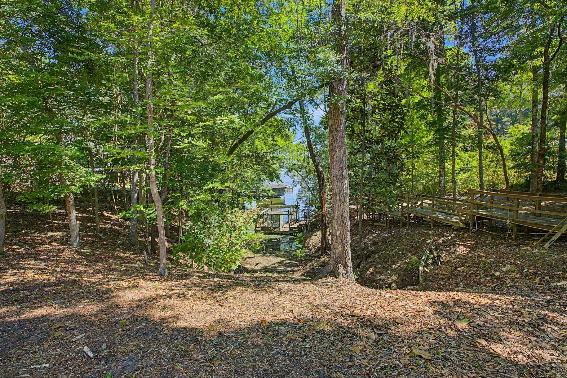 2865 Parramore Shores Road, Tallahassee, FL 32310 Photo