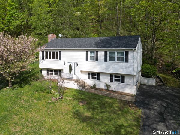 102 Metacomet, Plainville, CT 06062