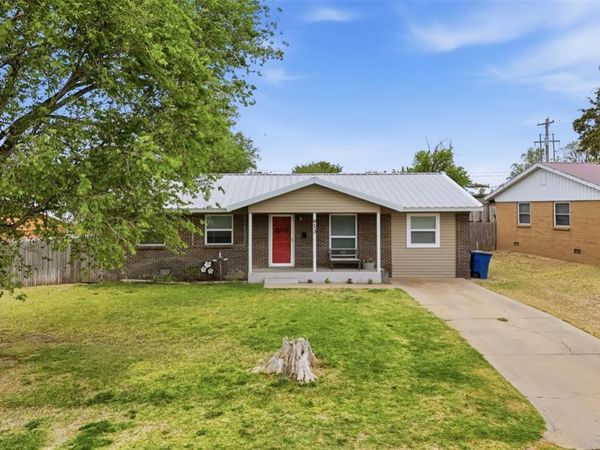 613 Donna Drive, Guymon, OK 73942