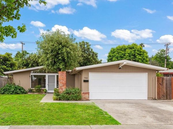 702 Lakefair Drive, Sunnyvale, CA 94089