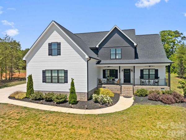 7412 Kingsley Place , Stokesdale, NC 27357