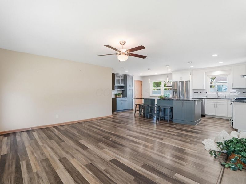 785 Island Court , Columbus, OH 43214 Photo 13