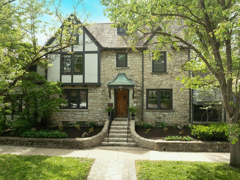 2625 Powell Avenue, Columbus, OH 43209 Photo 3