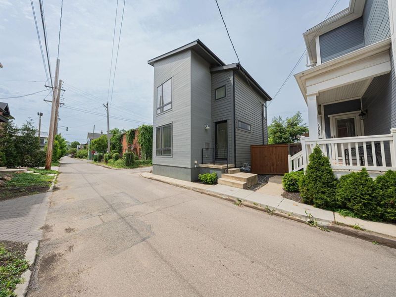 567 Lathrop Street , Columbus, OH 43206 Photo 3