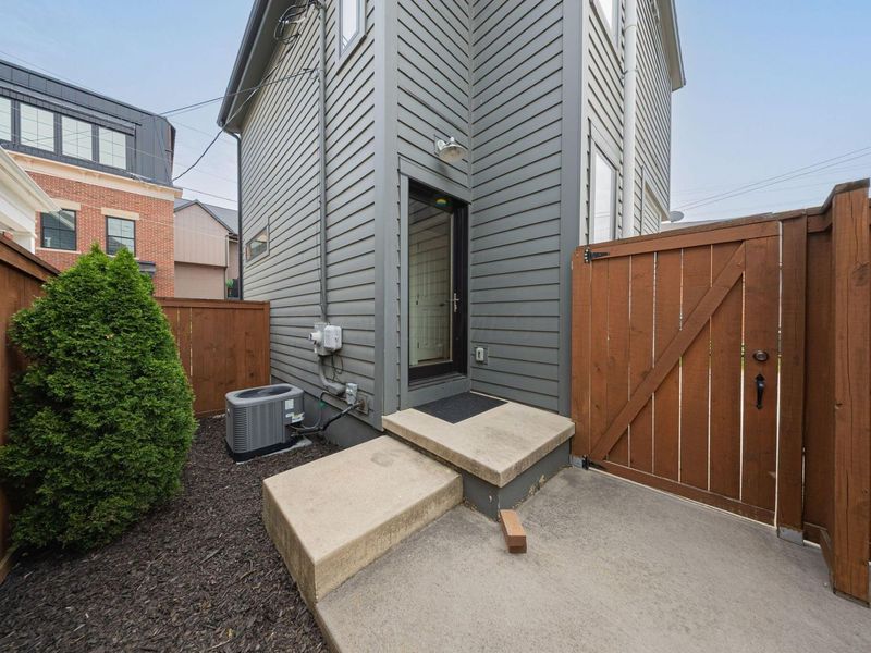 567 Lathrop Street , Columbus, OH 43206 Photo 40