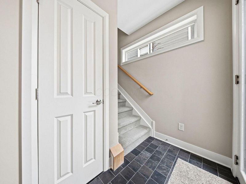 567 Lathrop Street , Columbus, OH 43206 Photo 5