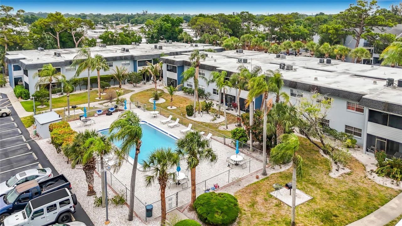 5507 Fountain Lake Circle , Unit B206, Bradenton, FL 34207 Photo