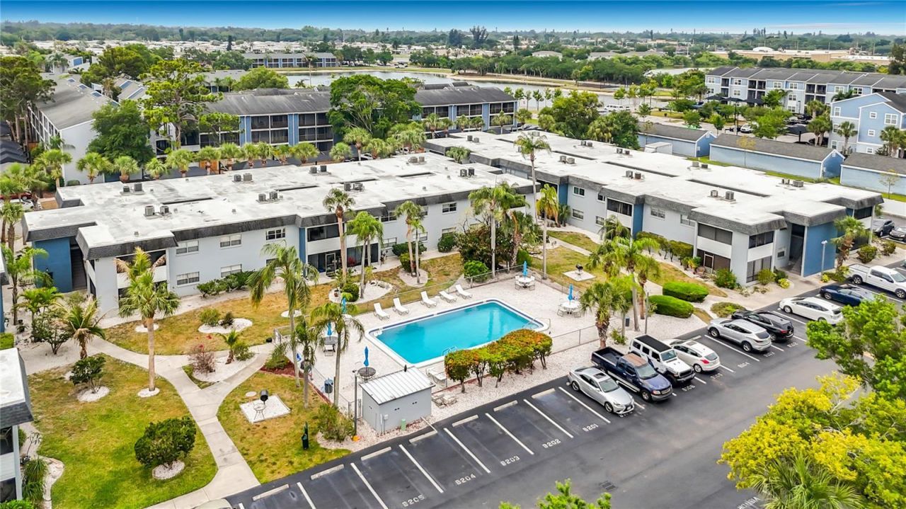5507 Fountain Lake Circle , Unit B206, Bradenton, FL 34207 Photo