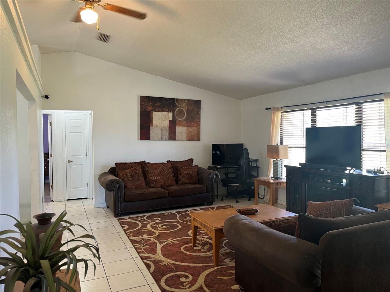 10631 W Highway 40, Ocala, FL 34482 Photo