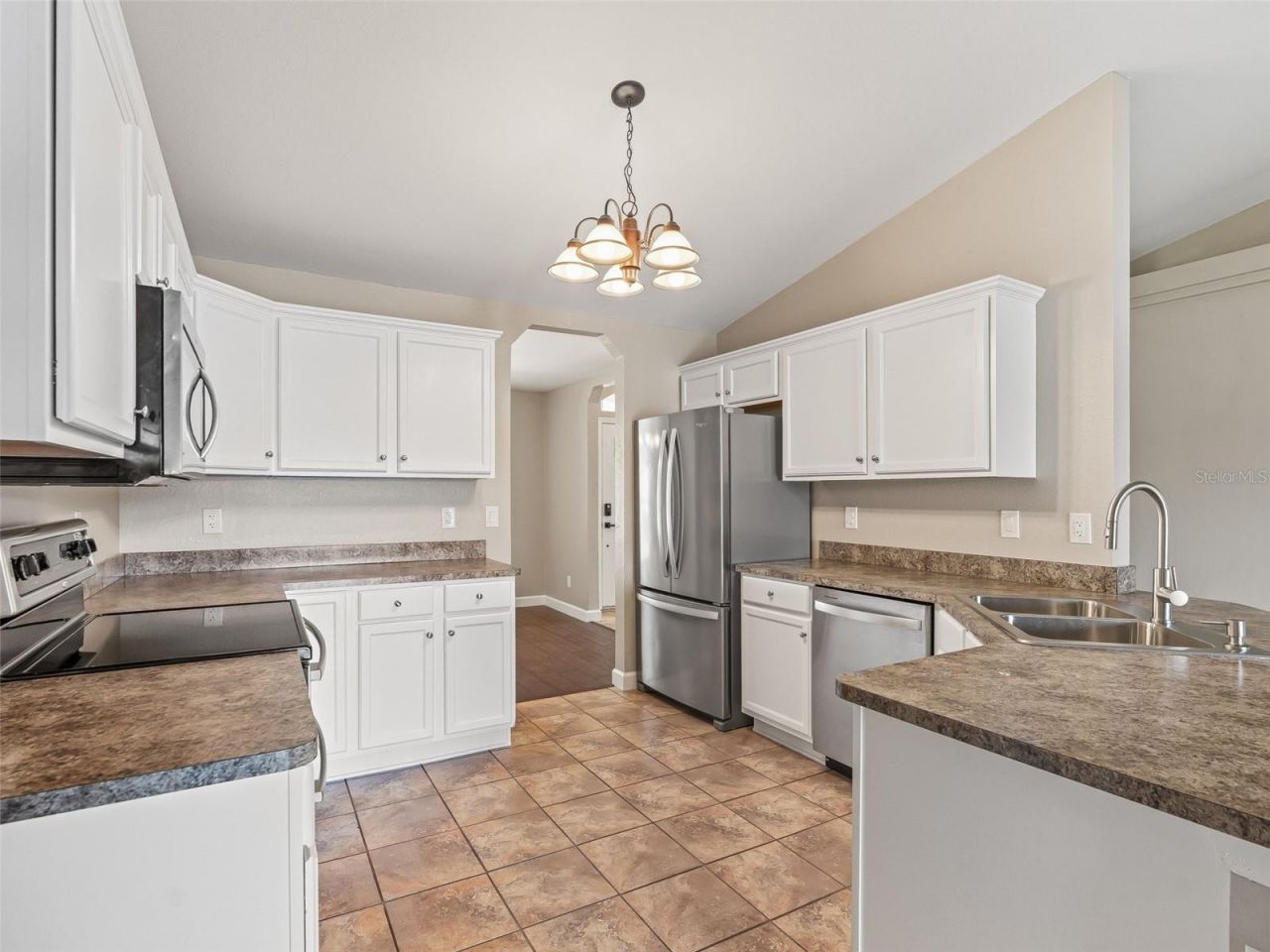 214 Fisher Run , Ocklawaha, FL 32179 Photo