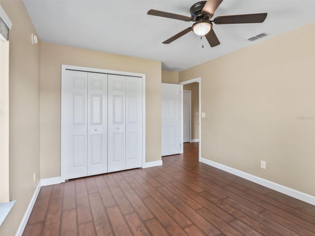 214 Fisher Run , Ocklawaha, FL 32179 Photo