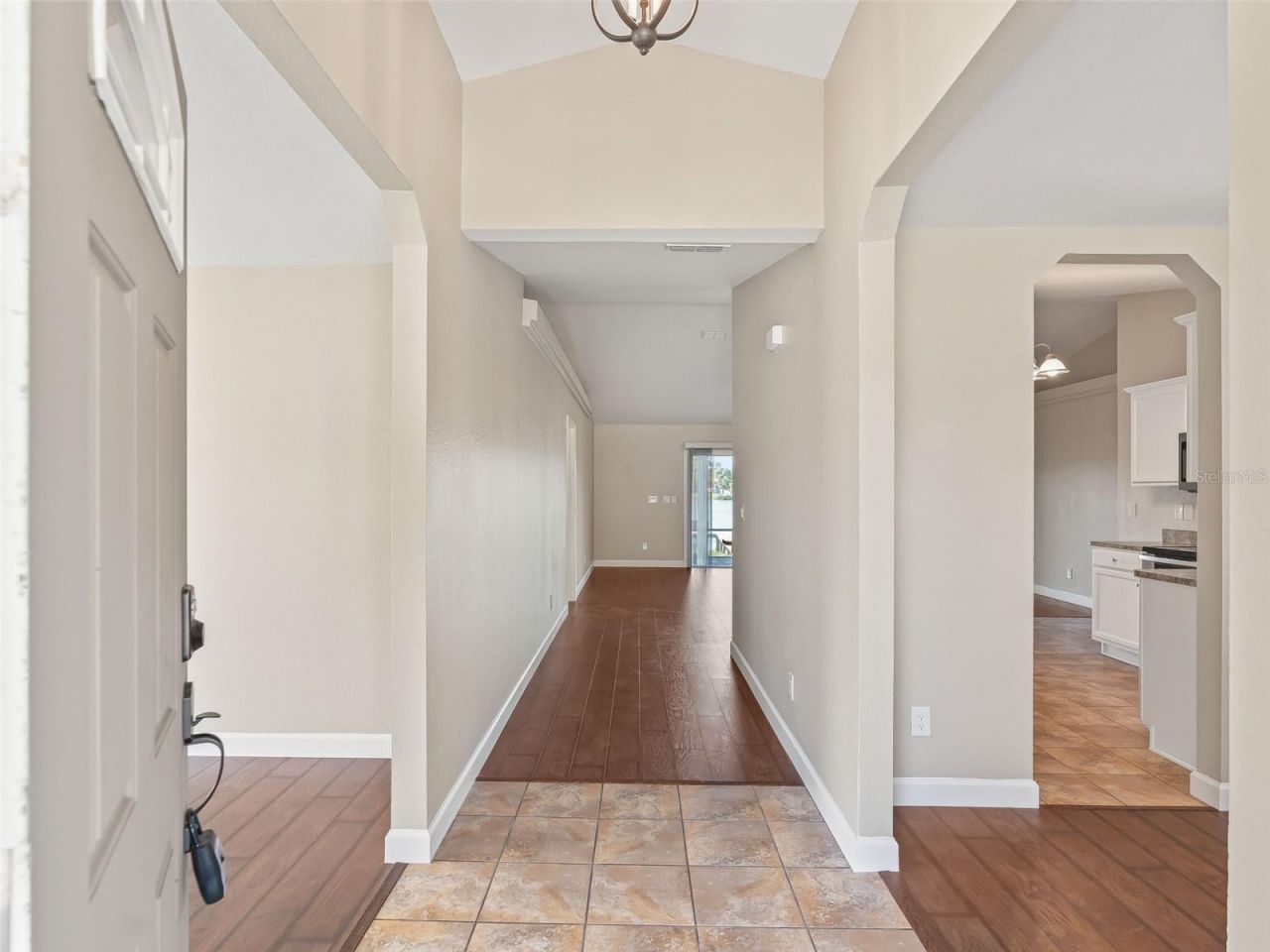 214 Fisher Run , Ocklawaha, FL 32179 Photo
