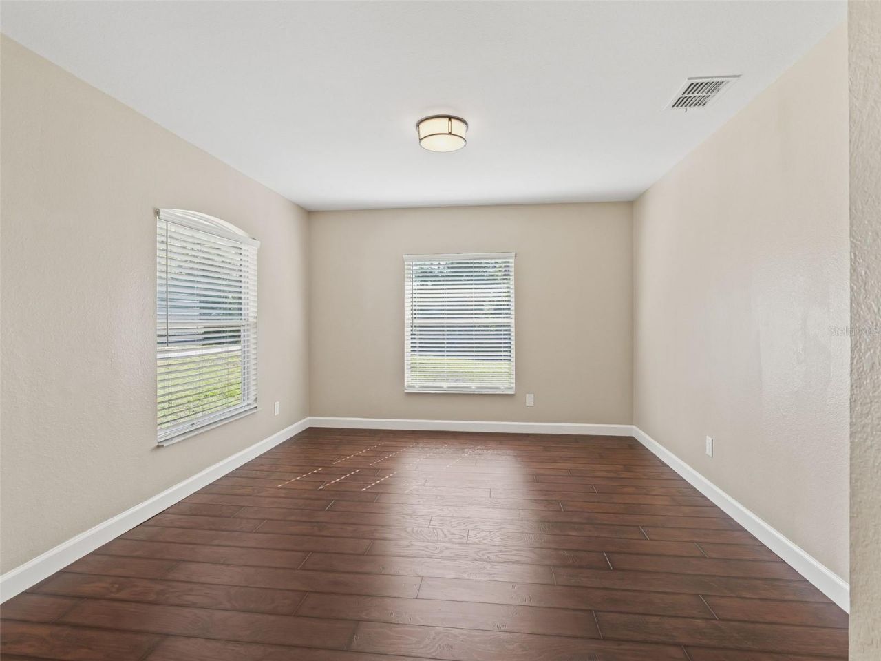 214 Fisher Run , Ocklawaha, FL 32179 Photo