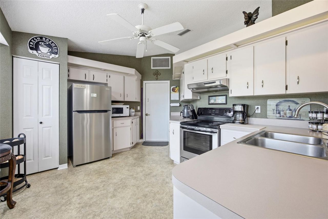 8152 SW 108th Loop, Ocala, FL 34481 Photo