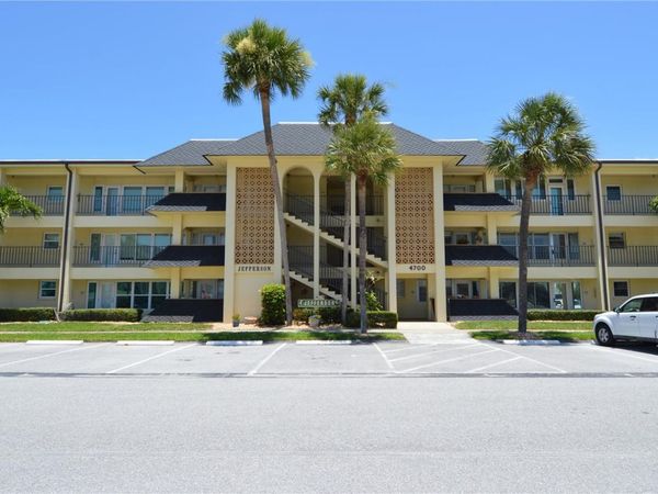 4700 COVE CIRCLE, Unit 107, ST PETERSBURG, FL 33708