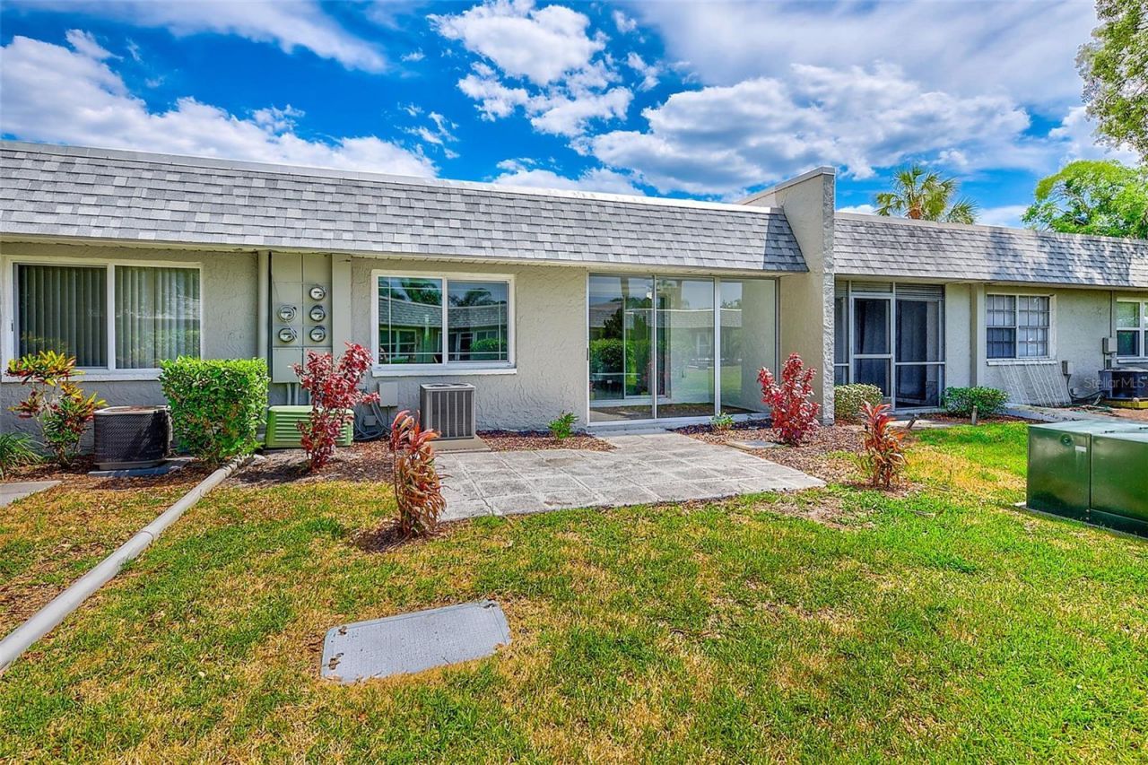 3422 Trophy Boulevard, New Port Richey, FL 34655 Photo