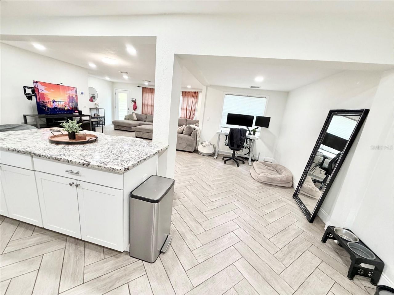 626 74th Street N, Saint Petersburg, FL 33710 Photo