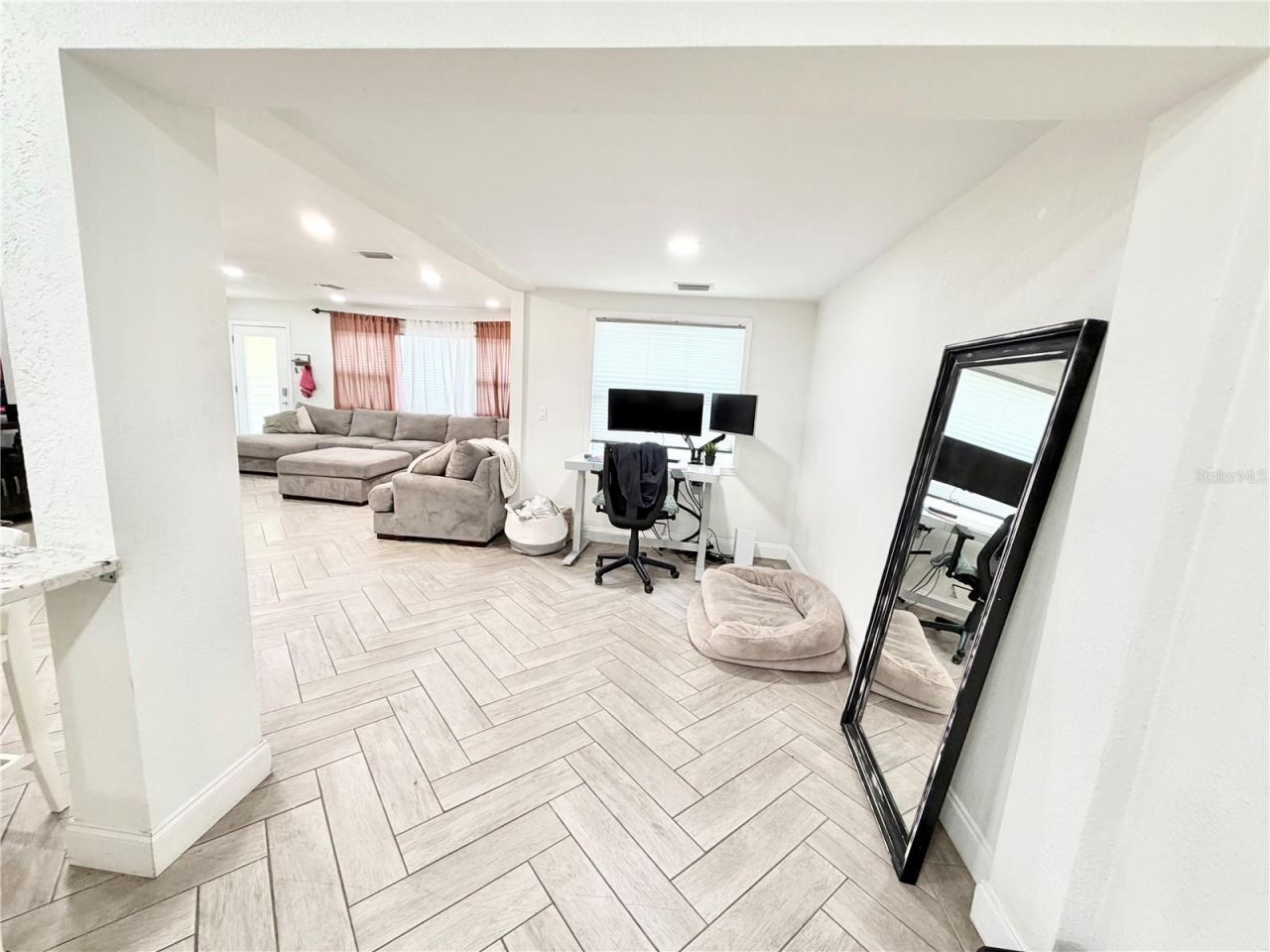 626 74th Street N, Saint Petersburg, FL 33710 Photo