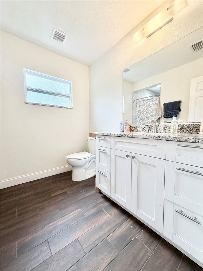 626 74th Street N, Saint Petersburg, FL 33710 Photo
