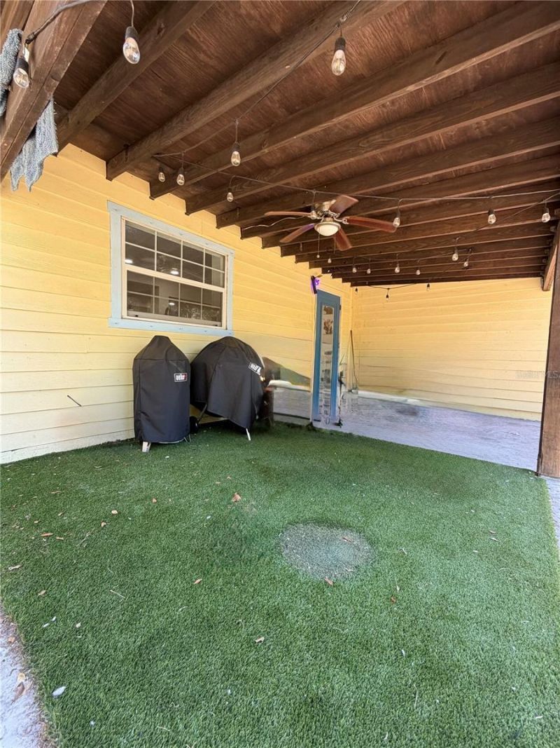 626 74th Street N, Saint Petersburg, FL 33710 Photo
