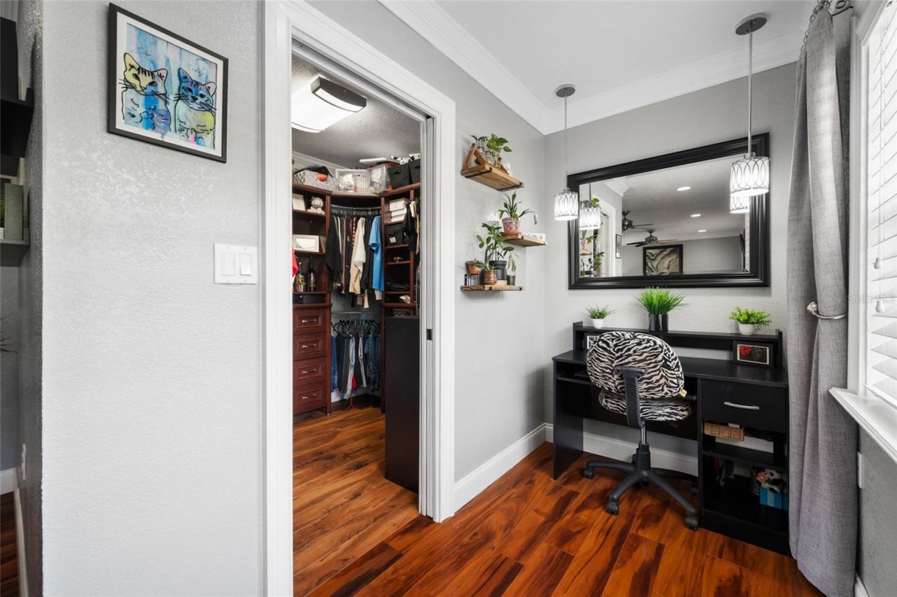 15314 Lake Magdalene Boulevard, Tampa, FL 33618 Photo
