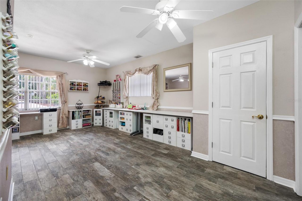 15314 Lake Magdalene Boulevard, Tampa, FL 33618 Photo
