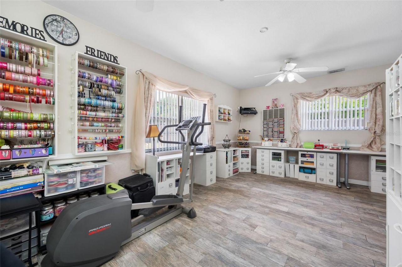 15314 Lake Magdalene Boulevard, Tampa, FL 33618 Photo