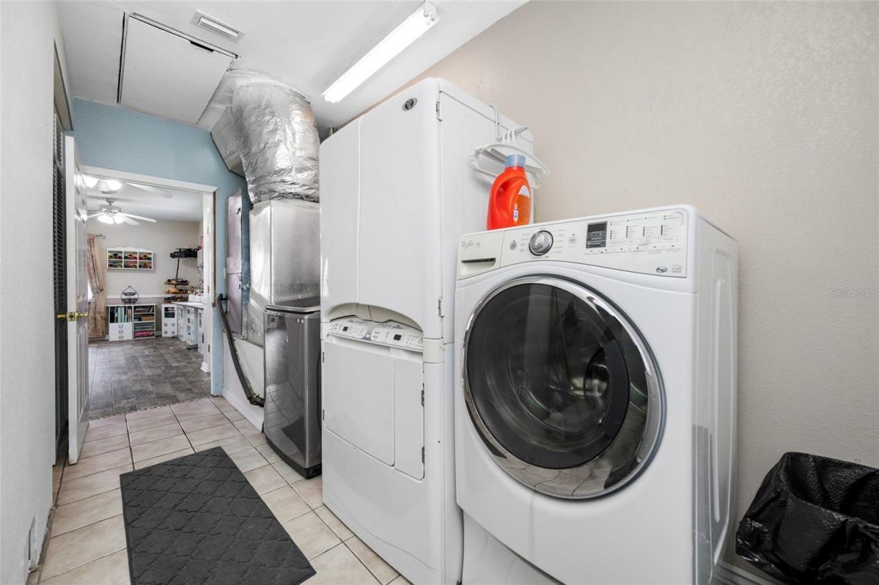 15314 Lake Magdalene Boulevard, Tampa, FL 33618 Photo