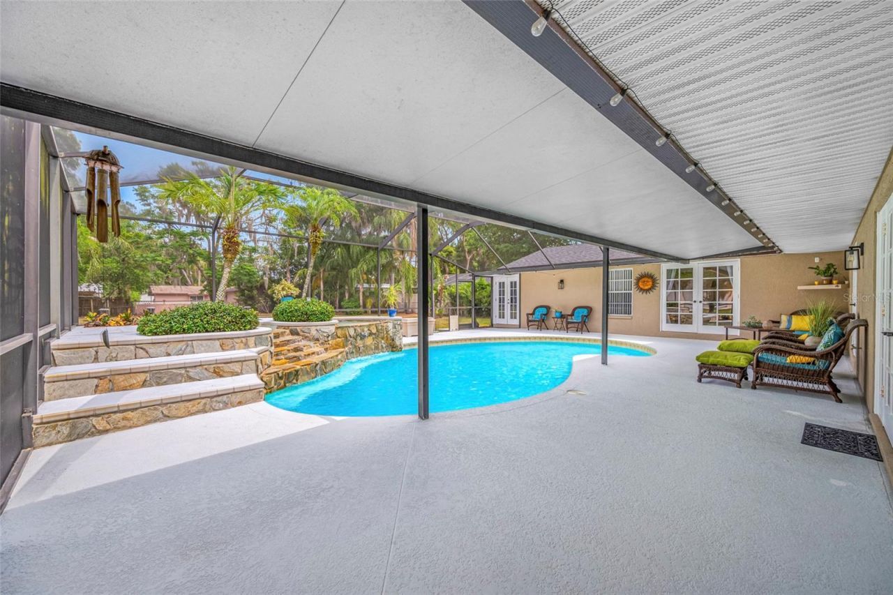15314 Lake Magdalene Boulevard, Tampa, FL 33618 Photo
