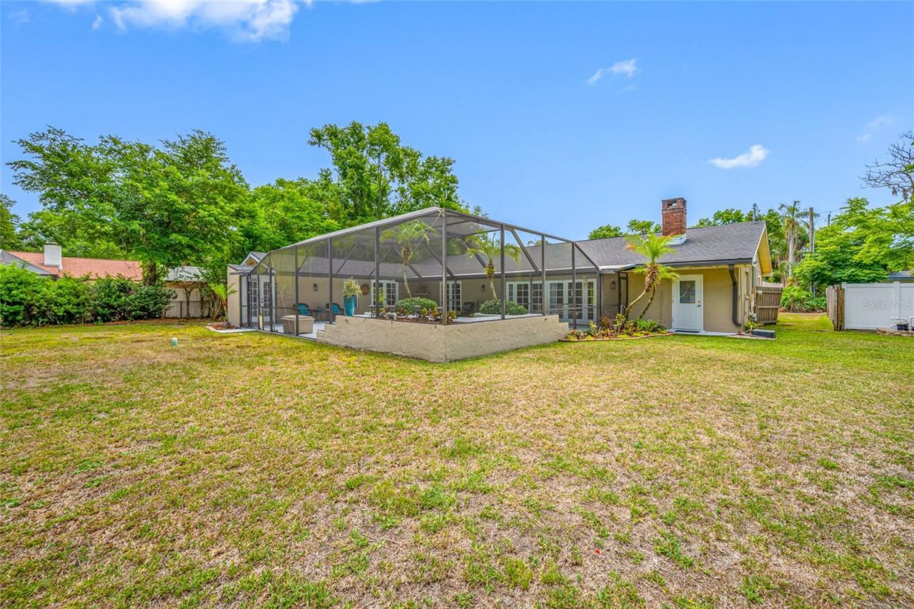 15314 Lake Magdalene Boulevard, Tampa, FL 33618 Photo