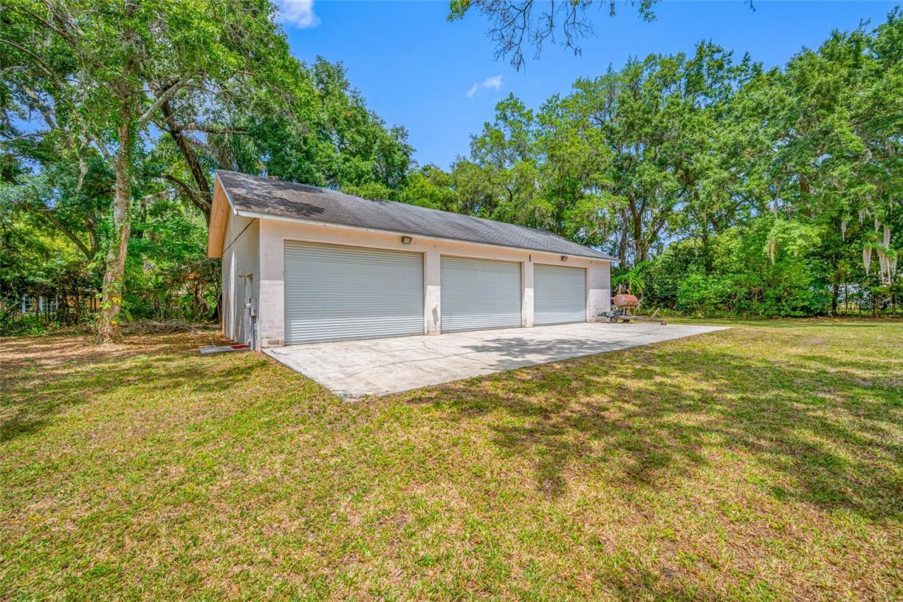 15314 Lake Magdalene Boulevard, Tampa, FL 33618 Photo
