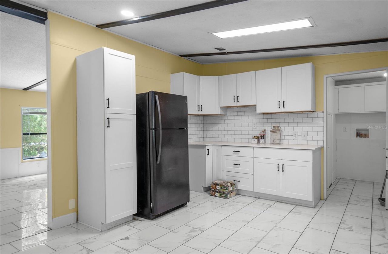 6550 SE Debra Avenue, Inglis, FL 34449 Photo