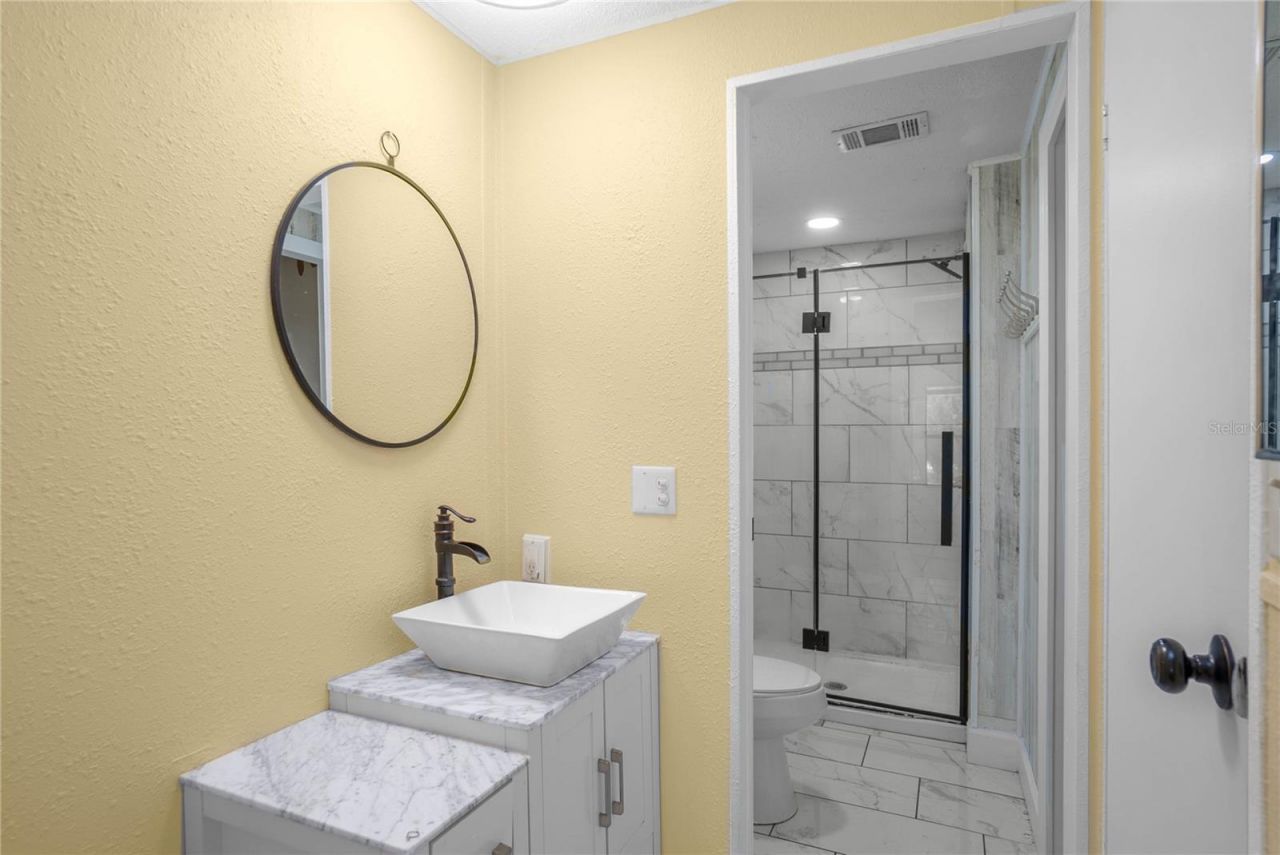 6550 SE Debra Avenue, Inglis, FL 34449 Photo