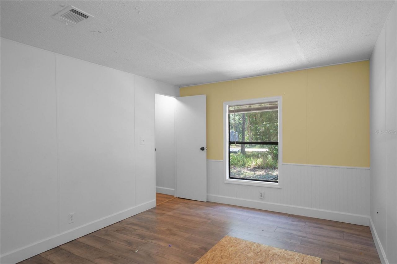 6550 SE Debra Avenue, Inglis, FL 34449 Photo