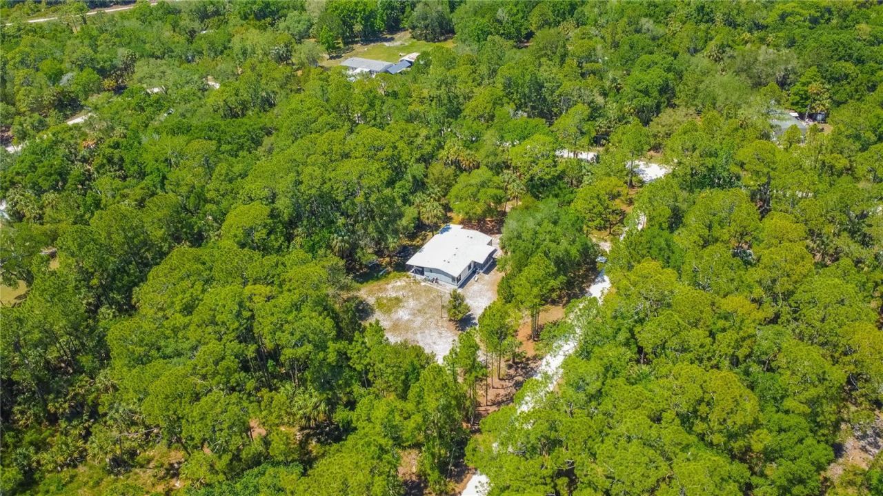 6550 SE Debra Avenue, Inglis, FL 34449 Photo