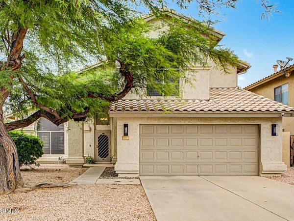 1810 E TREMAINE Avenue, Gilbert, AZ 85234