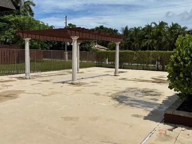 8601 SW 94 St , Unit 126W, Miami, FL 33156 Photo