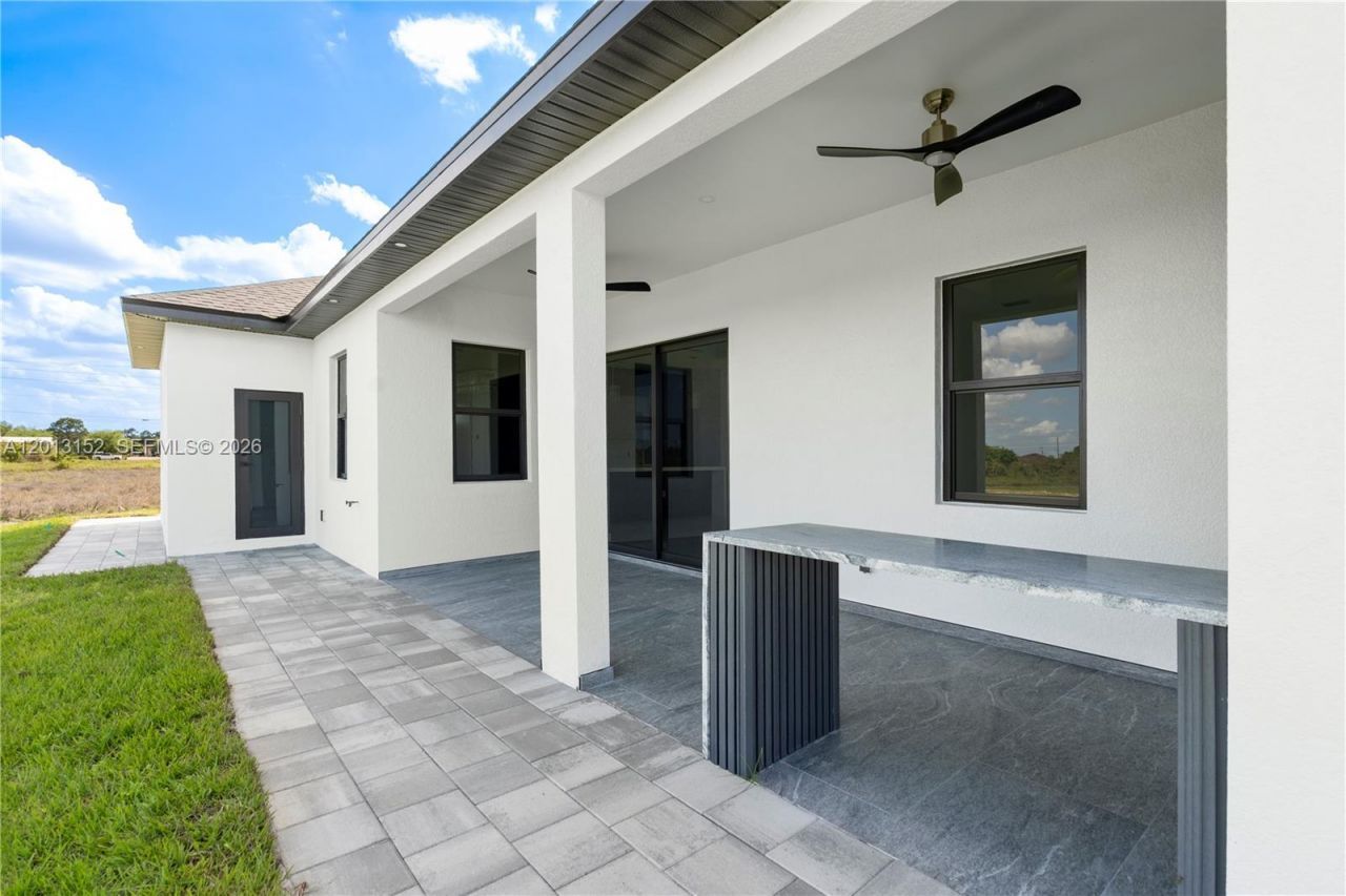 1504 Moore, Lehigh Acres, FL 33972 Photo