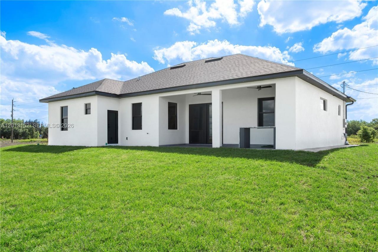 1504 Moore, Lehigh Acres, FL 33972 Photo