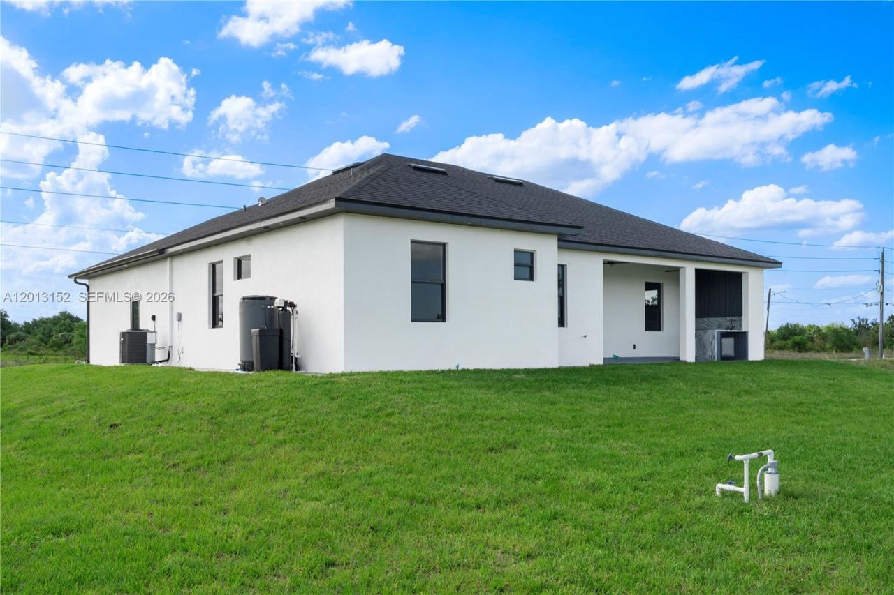 1504 Moore, Lehigh Acres, FL 33972 Photo