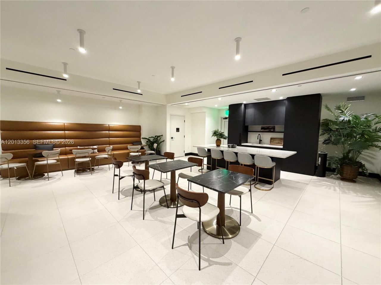 225 N Miami Ave , Unit 1412, Miami, FL 33128 Photo