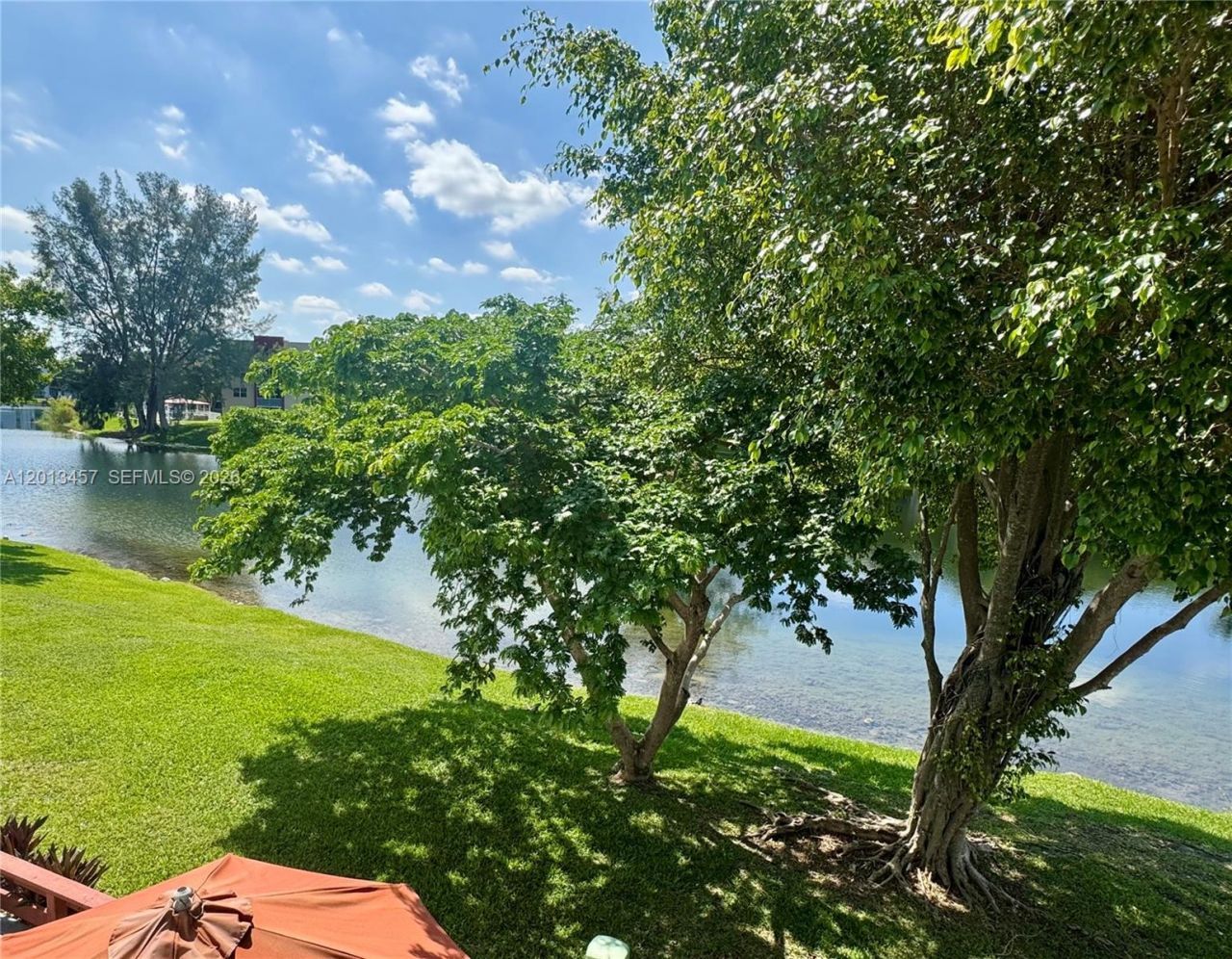1481 SW 124th Ct , Unit 7-C, Miami, FL 33184 Photo