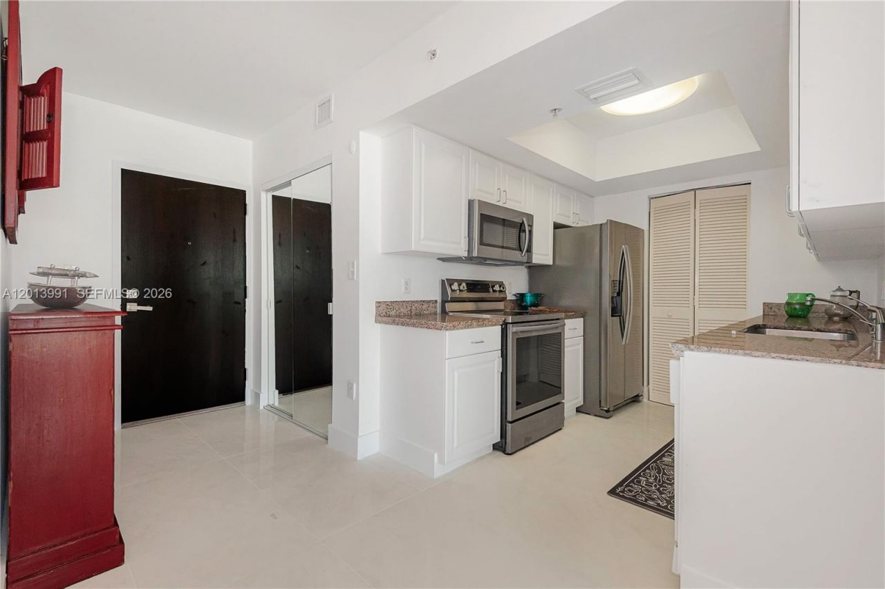 90 Alton Rd , Unit 1007, Miami Beach, FL 33139 Photo