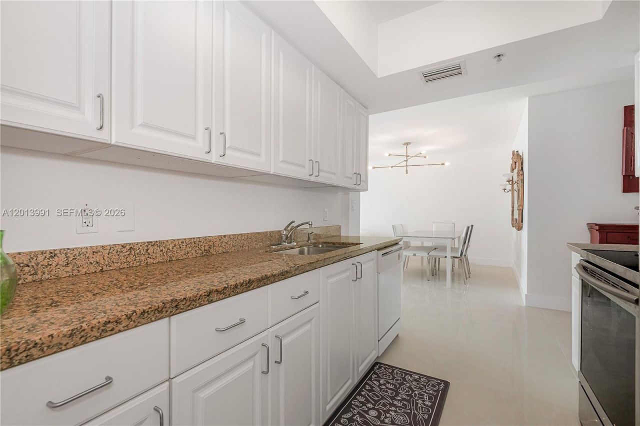 90 Alton Rd , Unit 1007, Miami Beach, FL 33139 Photo