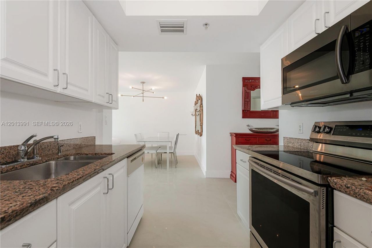 90 Alton Rd , Unit 1007, Miami Beach, FL 33139 Photo