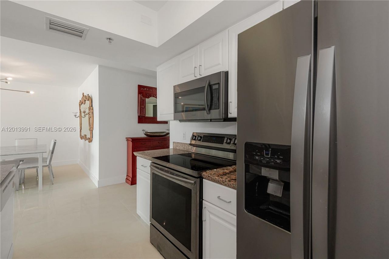 90 Alton Rd , Unit 1007, Miami Beach, FL 33139 Photo