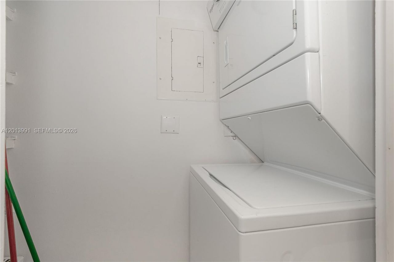 90 Alton Rd , Unit 1007, Miami Beach, FL 33139 Photo