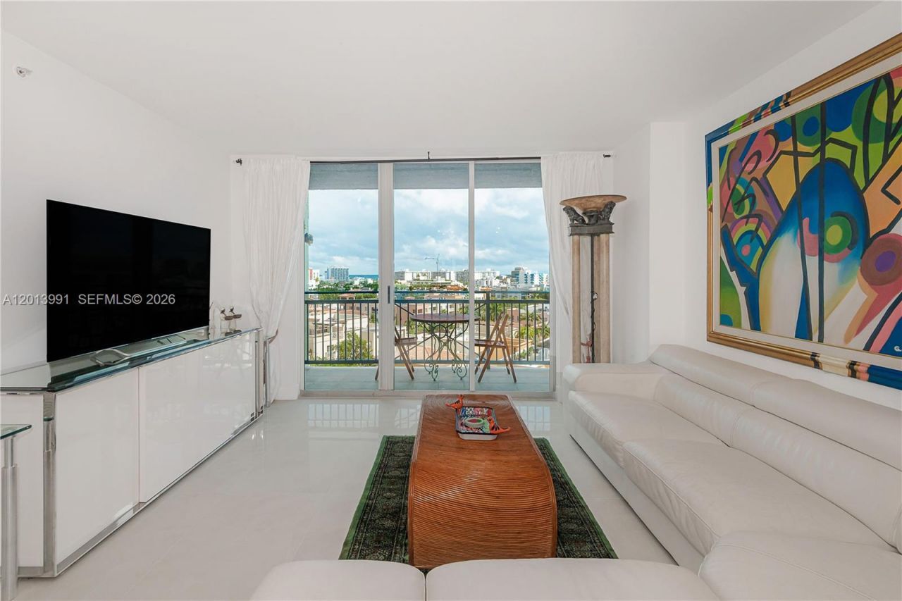 90 Alton Rd , Unit 1007, Miami Beach, FL 33139 Photo