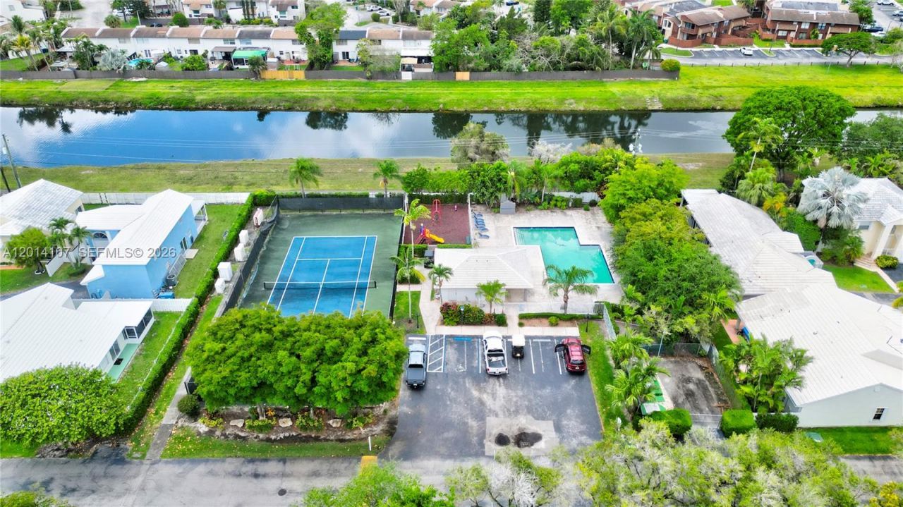 6410 SW 112th Pl, Unit 6410, Miami, FL 33173 Photo