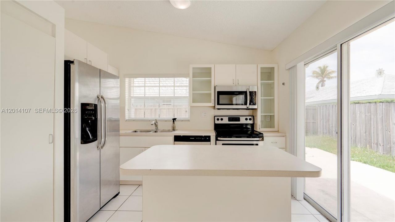 6410 SW 112th Pl, Unit 6410, Miami, FL 33173 Photo